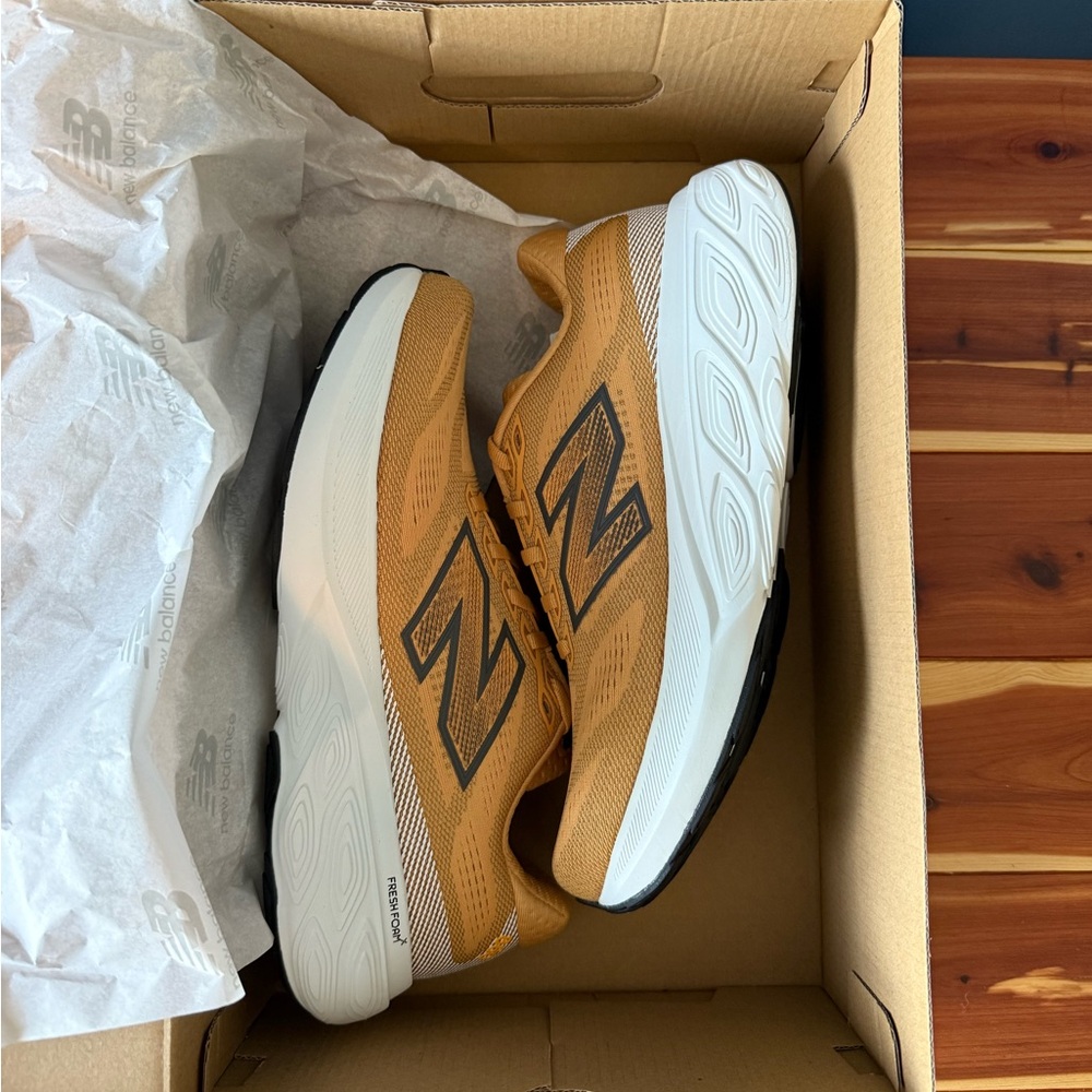 New Balance 880v15 9D NIB